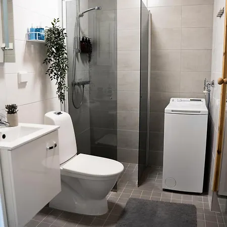 Top-floor Nordic With Sauna - Ailo דירה רובניימי